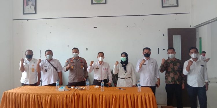 Hadiri Rapat Percepatan Vaksin, Kapolsek Pujud ‘Incar’ Penyebar Hoax