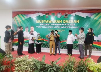 Wabup Sulaiman Buka Musda APKASINDO Rohil
