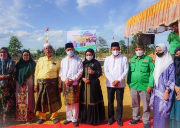 Bupati Rohil Letakkan Batu Pertama, Masjid 3,5 Miliar Sumbangan Masyarakat Baganbatu