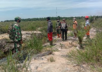 Babinsa Koramil 03/Bgs Kembali Patroli Karhutla di Simpang Kanan