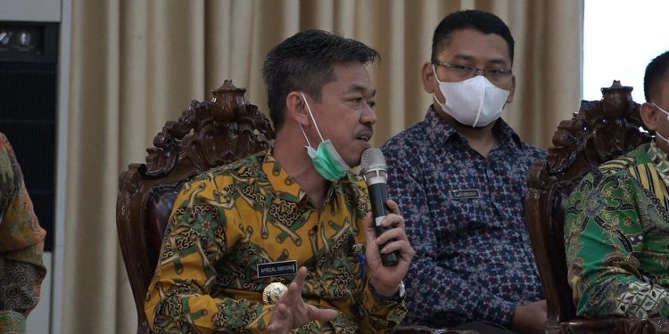 Bupati Rohil Minta PI Blok Rokan 70:30 Kepada Daerah Penghasil