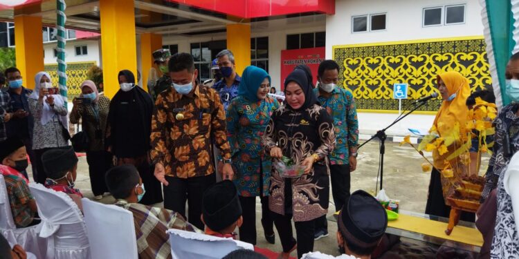 Peringati HKN ke 57, Bupati Harapkan Vaksinasi Segera Tuntas 