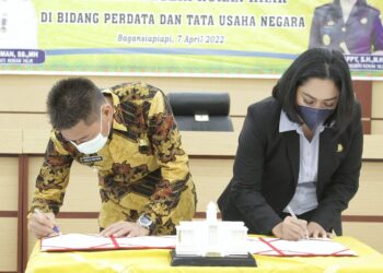 MoU dengan Kejari, Bupati Rohil Tak Ingin Ada Pegawai Terlibat Korupsi