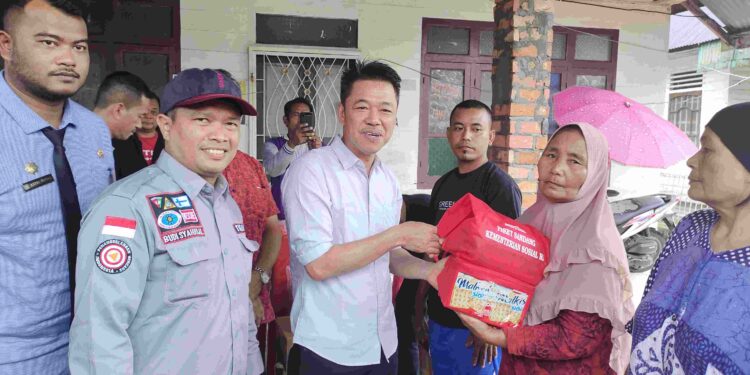 Bupati Kembali Serahkan Bantuan Korban Kebakaran di Bagansiapiapi