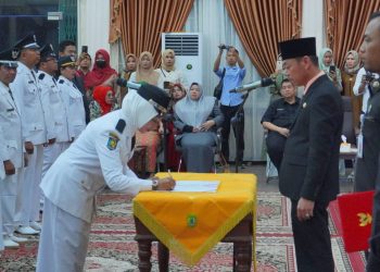 Lantik 35 Pejabat Penghulu, Bupati Rohil: Kehadiran Penghulu Harus Dirasakan Masyarakat Manfaatnya