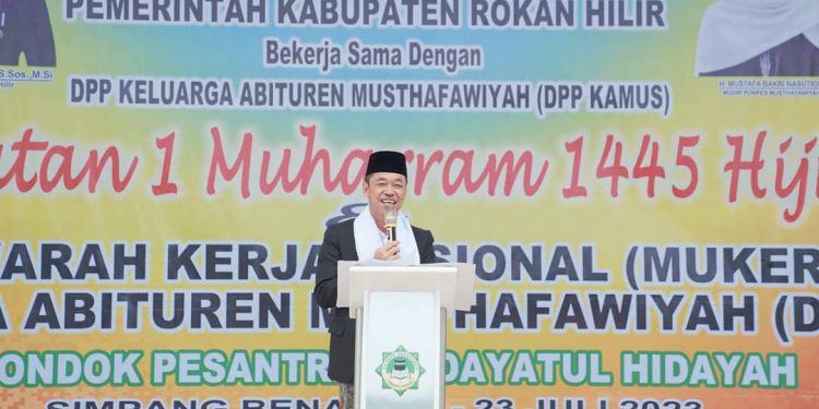 Bupati Rohil Hadiri Mukernas DPP Abituren Kesamus di Tanah Putih