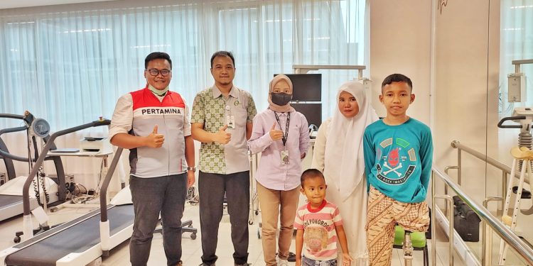Warga Duri Dapat Bantuan Kaki Palsu dari PHR