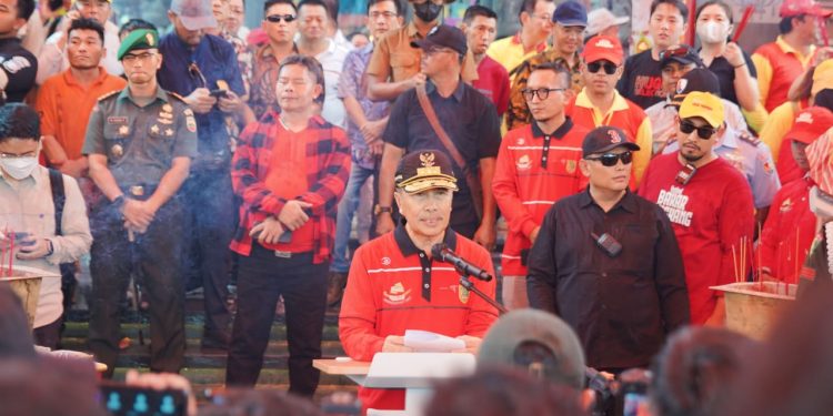 Bupati Sambut Rombongan Tamu Event Ritual Bakar Tongkang 2023