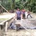 Tahap Finishing, Satgas TMMD Rohil Rampungkan Pembangunan Semenisasi