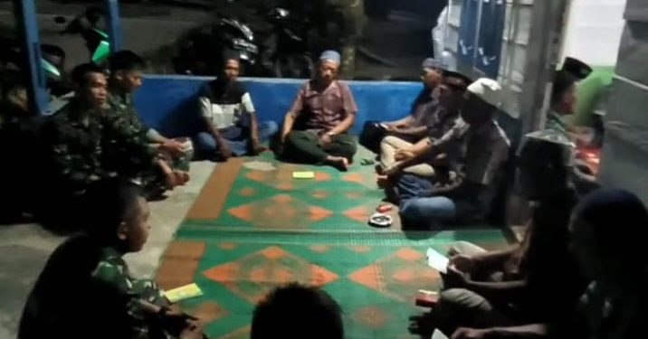 Anggota Satgas TMMD Rohil Ikuti Giat Wirid Yasin Dengan Warga