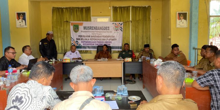 Babinsa Koramil 0321-06/Tanjung Medan Hadiri Musrenbang Desa