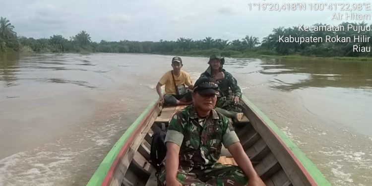 Danramil 0321-06/TM Tinjau Kondisi Jalan untuk Pendistribusian Logistik Pemilu