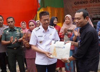 Kerjasama dengan PHR, Bupati Rohil Resmikan Umah Oleh-oleh Bagansiapiapi 