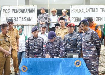 Bupati Rokan Hilir Saksikan Penyerahan Pengelolaan Pulau Jemur dari Lanal Tanjung Balai ke Lanal Dumai