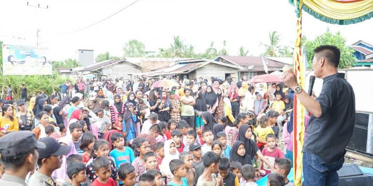 Meriah Dihadiri Ratusan Warga, Bupati Rohil Hadiri Hiburan Rakyat di Bagan Barat