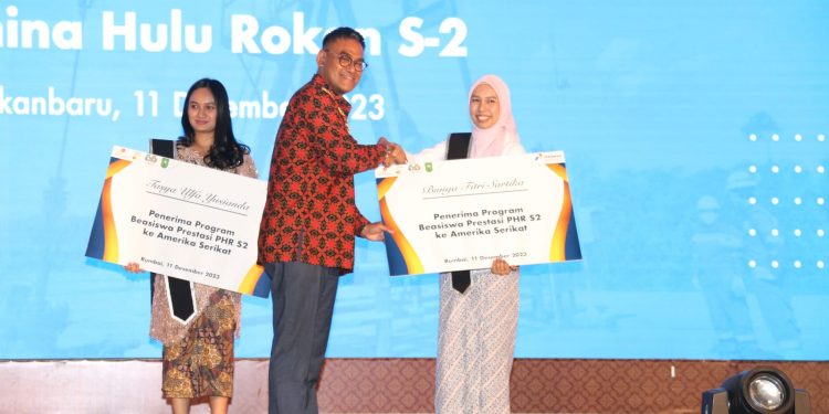Tekad Bunga, Peraih Beasiswa PHR Jenjang S2 ke Amerika: Saya Janji Kembali ke Riau