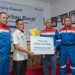 Dirut PHR Serahkan Bantuan Pangan dan Obat-obatan untuk Korban Banjir di Rokan Hilir
