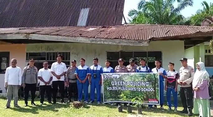 Polsek Pujud Ajak Pelajar Jadi Pelopor Green Generation Lewat Penanaman Pohon