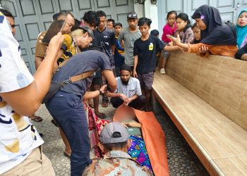 Geger! Mayat Pria Ditemukan di Halaman Toko Komputer Bagan Batu