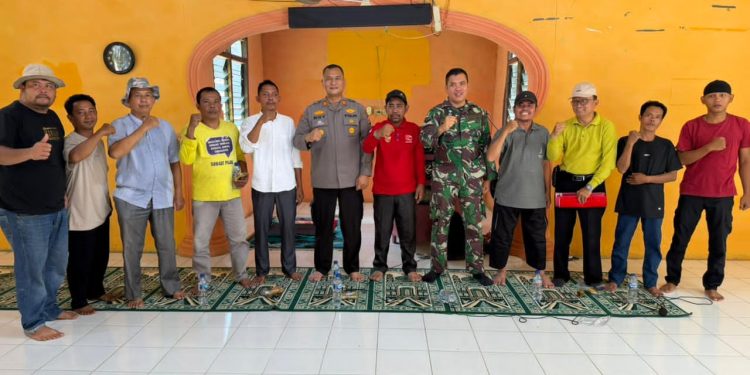 Cegah Pencurian Sawit dan Peredaran Narkoba, Kapolsek Pujud Ajak Warga Aktifkan Pos Kamling