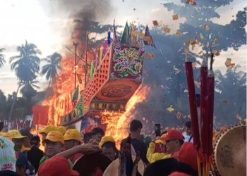 Tak Seramai Tahun Lalu, Festival Bakar Tongkang 2026 Tetap Dongkrak Ekonomi Warga
