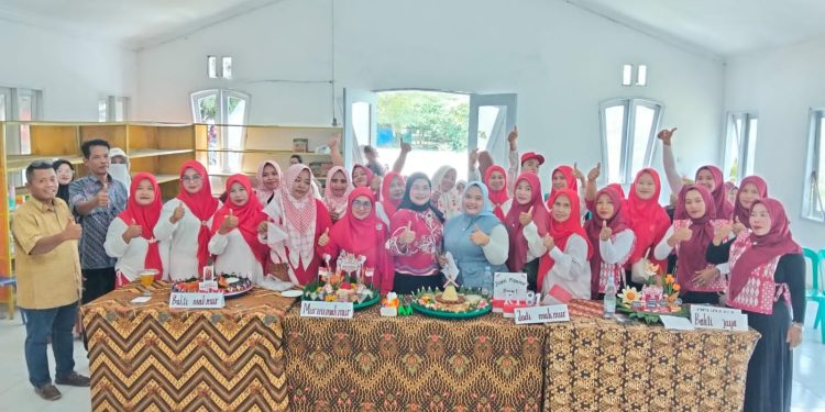 Hj Armawati Gelar Perlombaan HUT ke-81 RI di Bakti Makmur