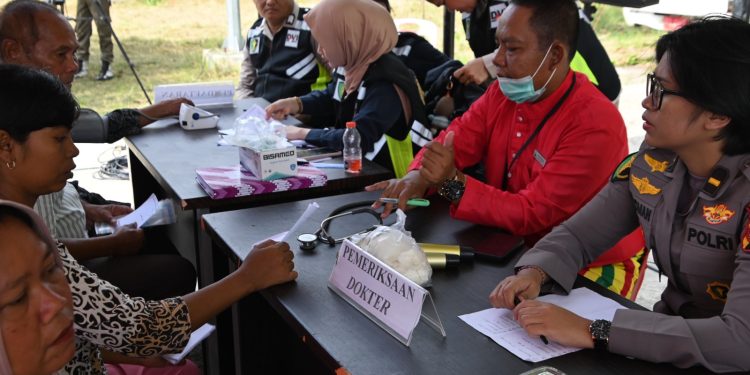 Malaria Ancam Pesisir Sinaboi, Ekspedisi Merah Putih Presisi Polda Riau Hadirkan Layanan Kesehatan Gratis