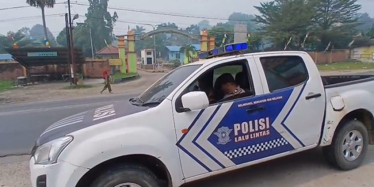 Cegah Karhutla, Polsek Bagan Sinembah Keliling Jalan Pakai TOA