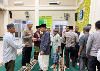 Subuh Keliling di Masjid At Taubah, Polsek Bukit Kapur Perkuat Kedekatan dengan Masyarakat