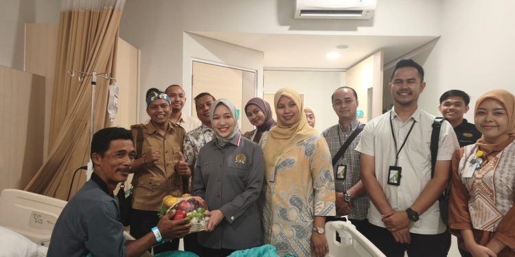 Kunjungi Awal Bros Bagan Batu, Anggota DPR RI dr Maharani Pastikan Peserta Kecelakaan Kerja Dapat Pelayanan Terbaik